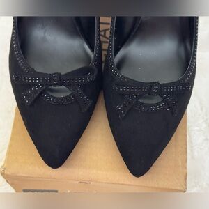 Brand new Le Chateau Black Women's Shoes with Black Rhinestone  and Bow Details